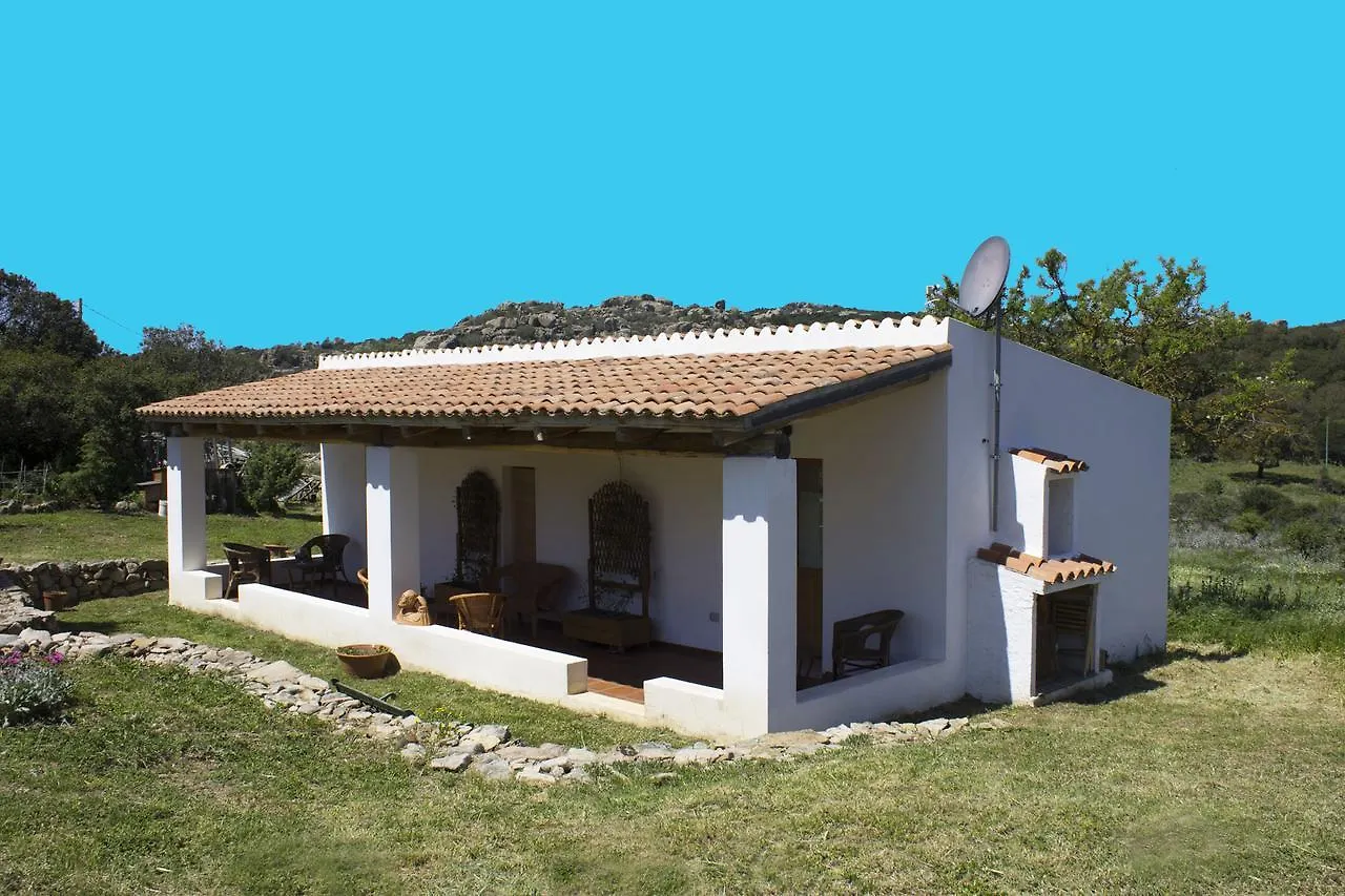 Affittacamere Hotel La Casa Del Poeta Aglientu Italia