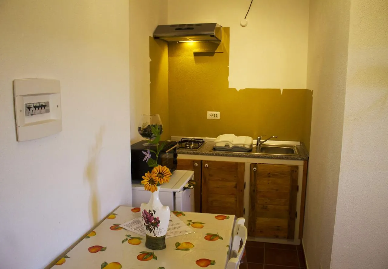 Hotel La Casa Del Poeta Aglientu