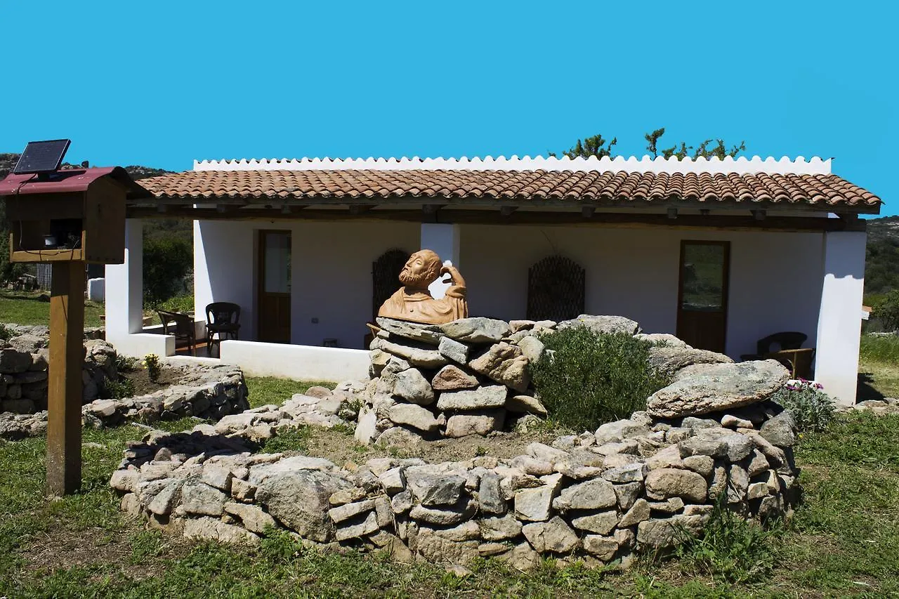 Affittacamere Hotel La Casa Del Poeta Aglientu