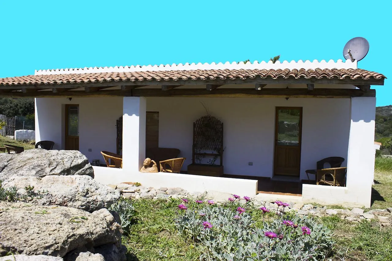 Affittacamere Hotel La Casa Del Poeta Aglientu